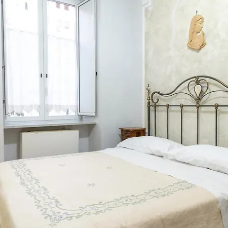 公寓 Deluxe With Garden In Vomero