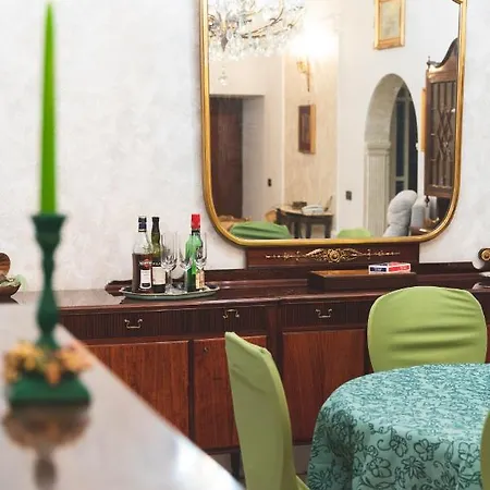 公寓 Deluxe With Garden In Vomero *